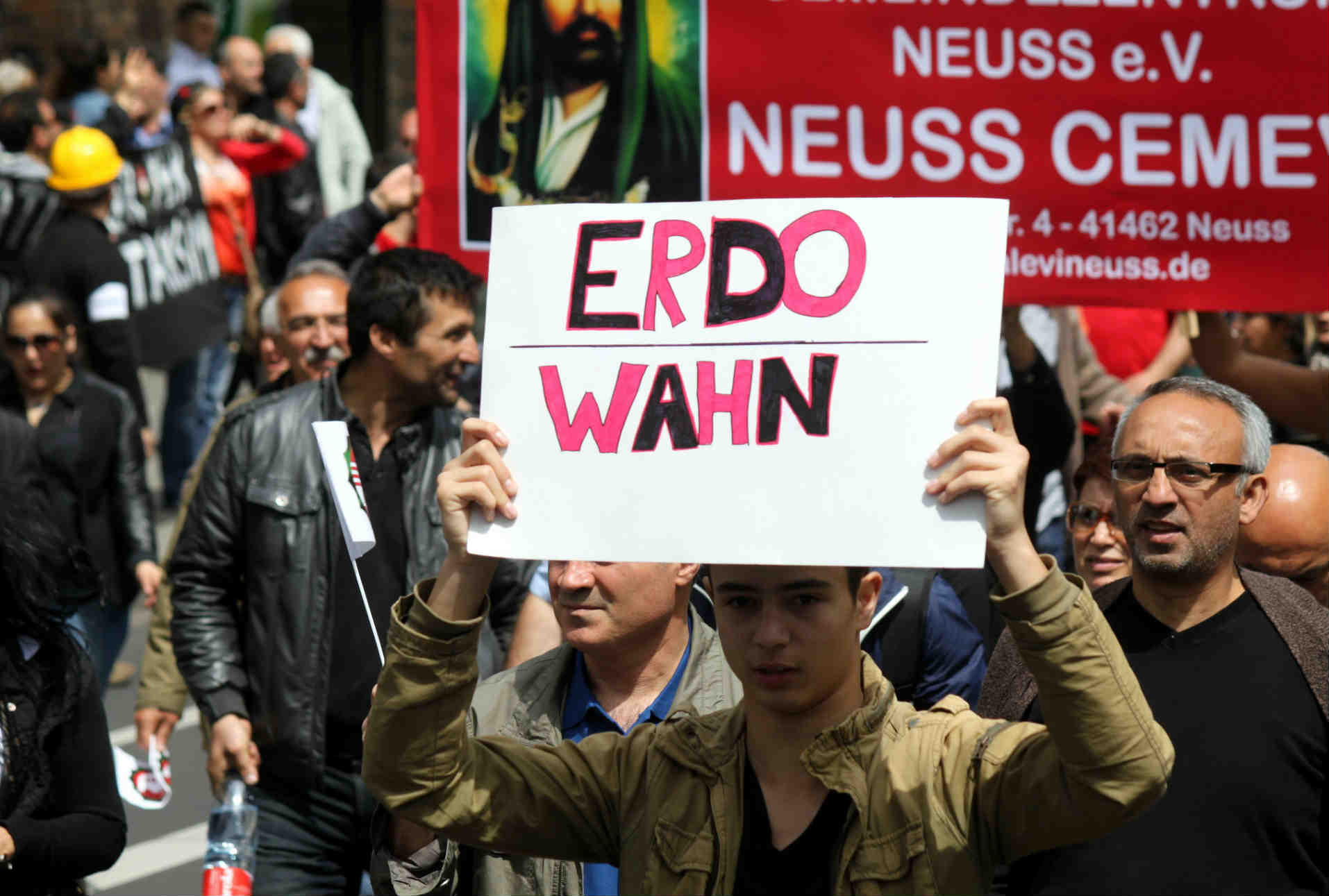 Gobierno de Alemania retira sátira contra presidente turco tras reclamos