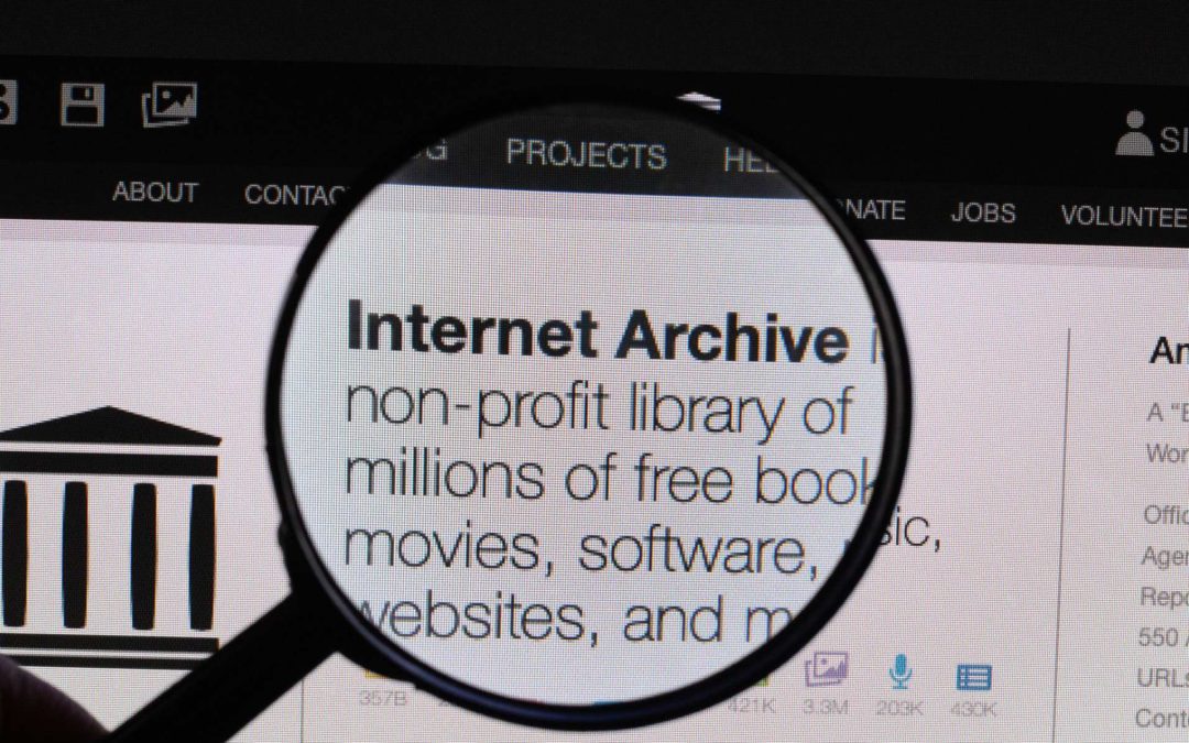 Internet Archive tiene derecho a prestar libros como cualquier biblioteca, afirma especialista de Harvard