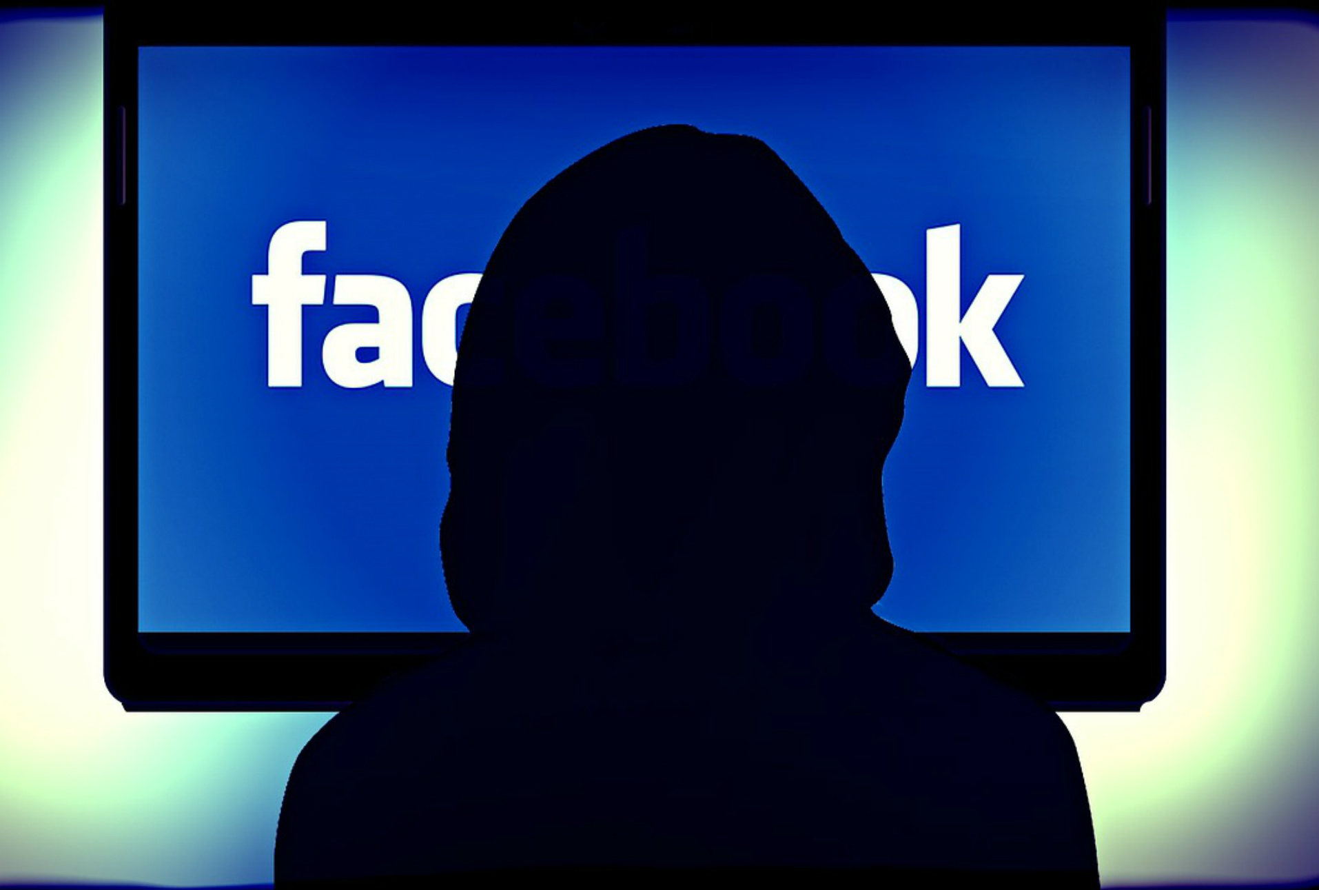 Facebook recibe multa de 1.2 millones de euros por violar leyes de protección de datos en España